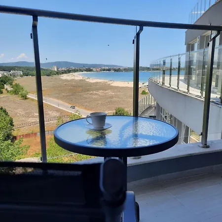 Apartmanhotel Zornitsa 4*